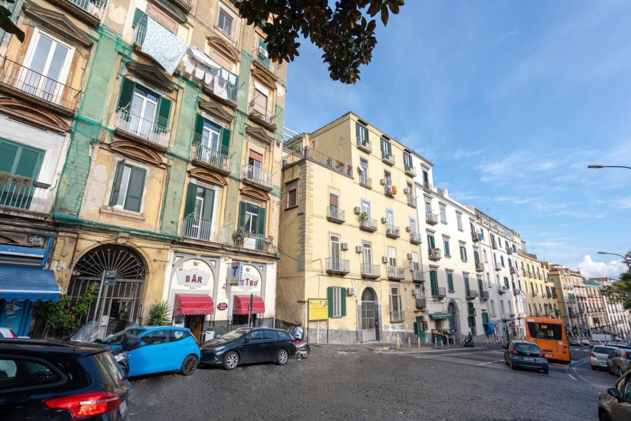 Into Vico * Neapel